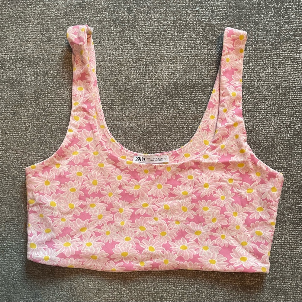 Zara pink floral daisy crop top size L